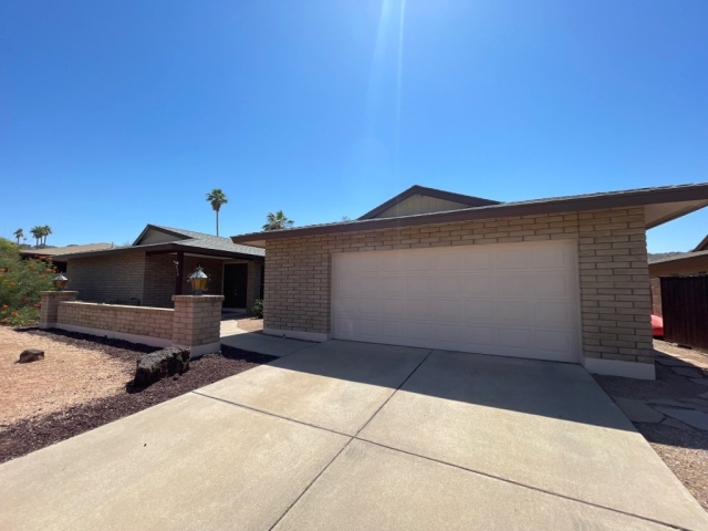 1-Jun-05-2024-02_23pm-Jkk6 Exterior Painting in Phoenix