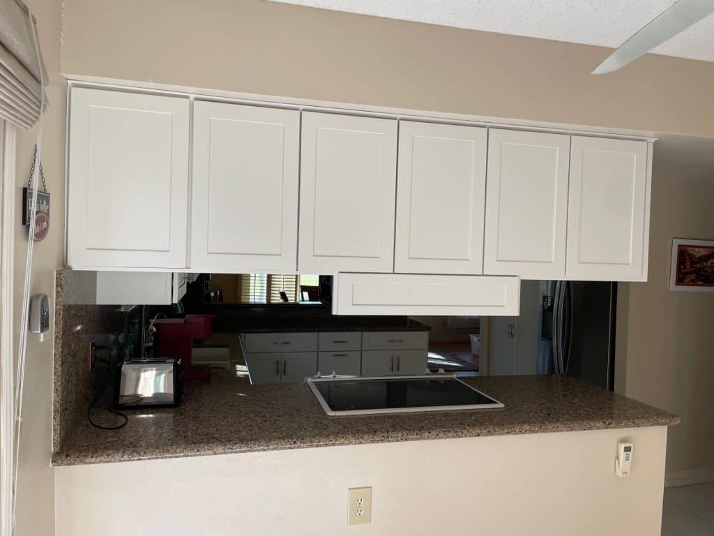 Professional Cabinet Painters Services in Biltmore, AZ 3